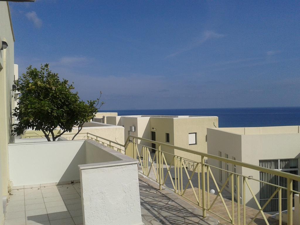 Polyrizos Hotel Rodakino Esterno foto